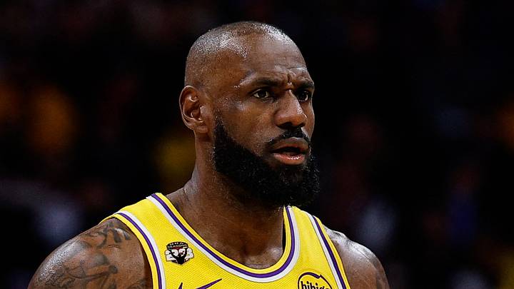 Philadelphia Sixers, Los Angeles Lakers, LeBron James Philadelphia Sixers, Los Angeles Lakers, LeBron James