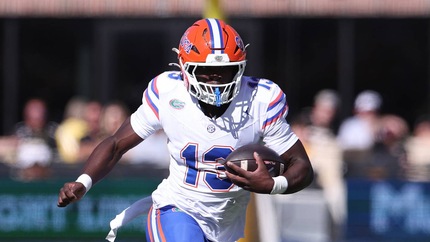 Cover art for Gators Get Bump in Bowl Projections After Texas Win