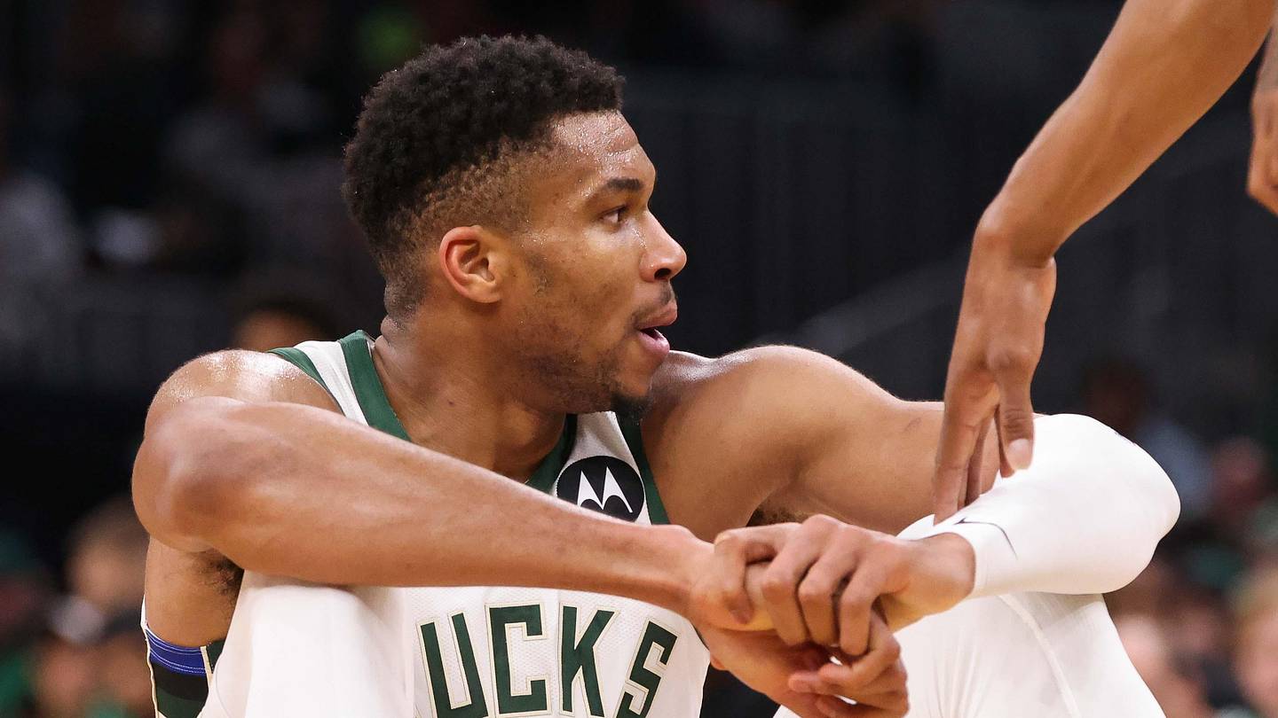 Potential Giannis trade gives Celtics dilemma Brad Stevens has never faced