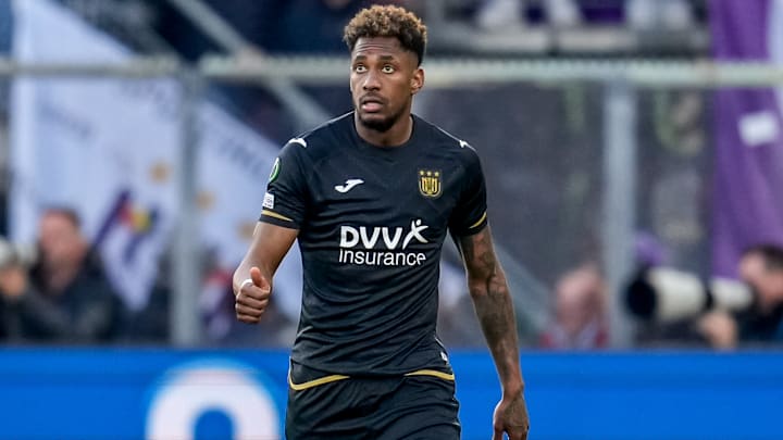 Le panaméen, issu d'Anderlecht, devra attendre pour jouer son premier match sous les couleurs de l'OM