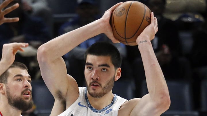 Grizzlies center Zach Edey will miss at least four weeks.