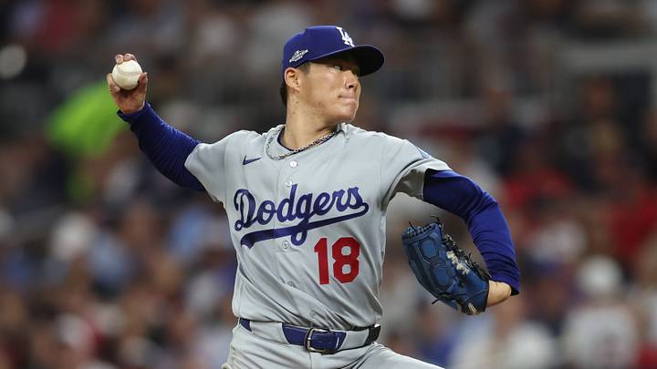 Los Angeles Dodgers pitcher Yoshinobu Yamamoto (18) pitches