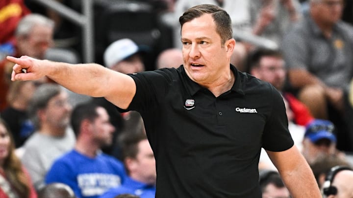 Mar 22, 2026; St. Louis, MO, USA; Iowa State Cyclones head coach T.J. Otzelberger calls a play during the second half against the Kentucky Wildcats during a second round game of the men's 2026 NCAA Tournament at Enterprise Center.