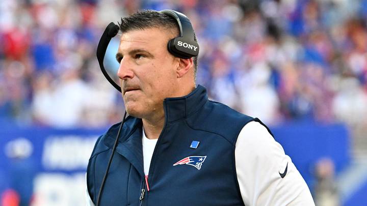New England Patriots head coach Mike Vrabel.