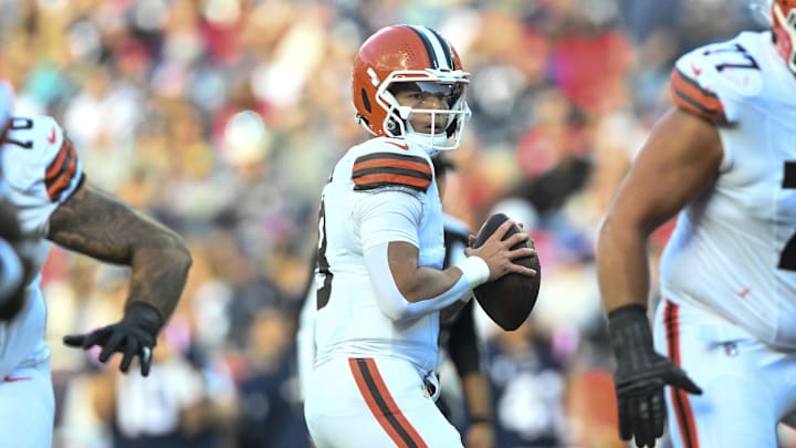 Oct 26, 2025; Foxborough, Massachusetts, USA;  Cleveland Browns quarterback Dillon Gabriel (8) looks to pass during the fourth quarter against the New England Patriots at Gillette Stadium. Mandatory Credit: Brian Fluharty-Imagn Images