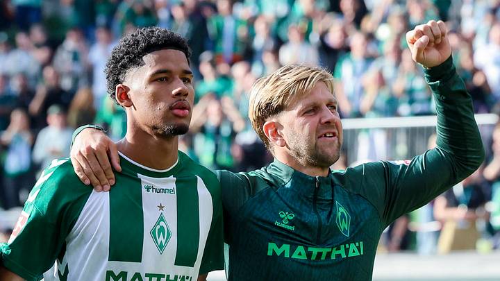 Salim Musah (l.) muss sich hinter Niclas Füllkrug anstellen