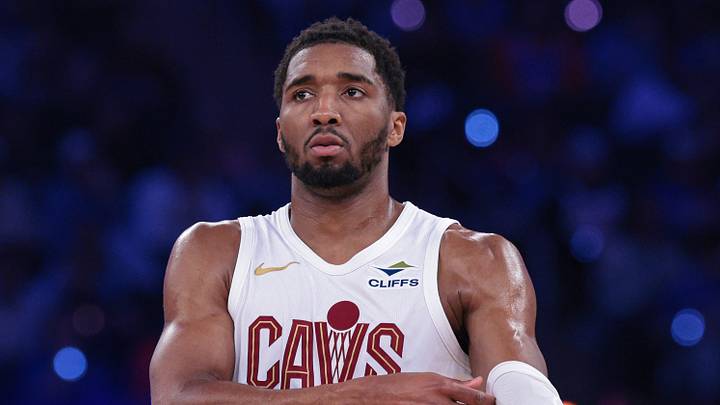 Cleveland Cavaliers guard Donovan Mitchell (45) Cleveland Cavaliers guard Donovan Mitchell (45)
