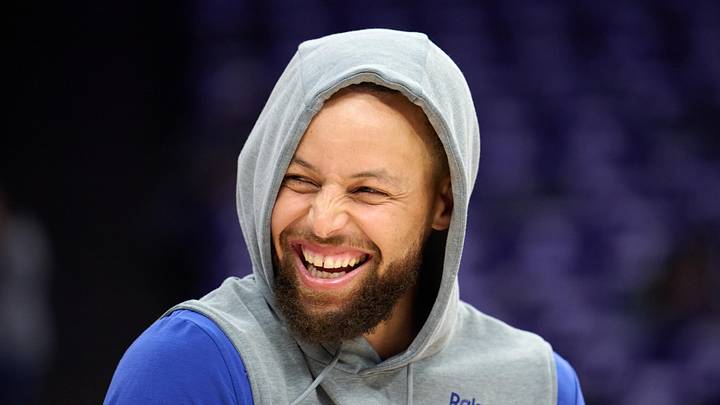 The Warriors should only appreciate the Lakers wasting another roster spot The Warriors should only appreciate the Lakers wasting another roster spot