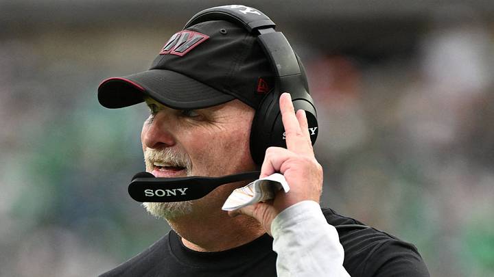 Washington Commanders head coach Dan Quinn 