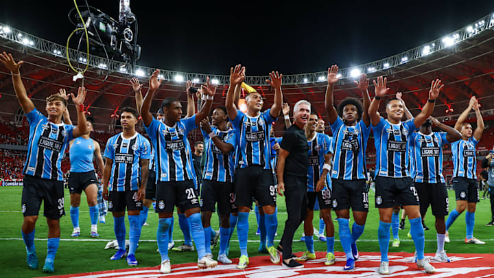 Gauchão foi o primeiro título de Luís Castro no Tricolor