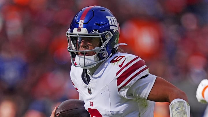 Oct 19, 2025; Denver, Colorado, USA; New York Giants quarterback Jaxson Dart (6) runs the ball during the second half against the Denver Broncos at Empower Field at Mile High. Oct 19, 2025; Denver, Colorado, USA; New York Giants quarterback Jaxson Dart (6) runs the ball during the second half against the Denver Broncos at Empower Field at Mile High.