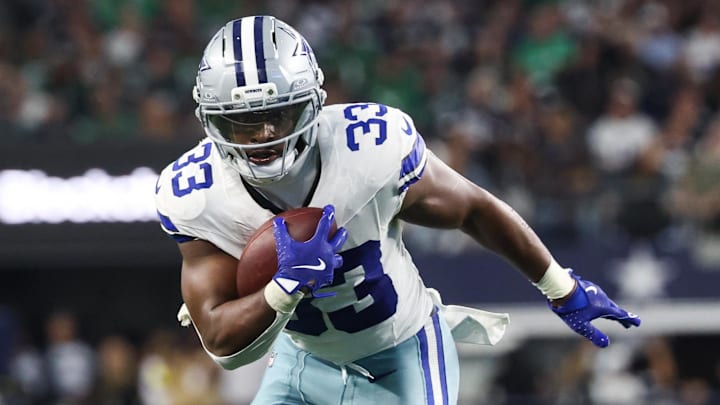 Cowboys running back Javonte Williams finished as one of the top 12 fantasy players at his position in 2025. 