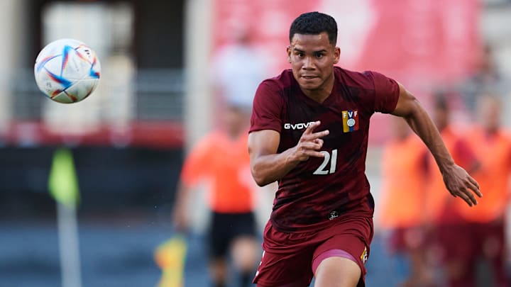 Miguel Navarro será titular con Venezuela, en el juego debut de la Copa América 2024, frente a Ecuador 