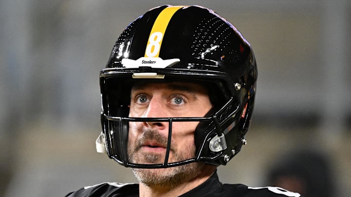 Pittsburgh Steelers quarterback Aaron Rodgers