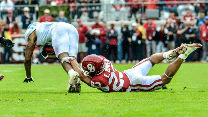 Oklahoma defensive back Eli Bowen makes a tackle against Ole Miss.