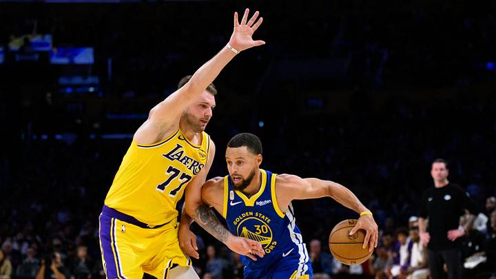Oct 21, 2025; Los Angeles, California, USA; Golden State Warriors guard Stephen Curry (30) drives against Los Angeles Lakers guard Luka Doncic (77) during the second half at Crypto.com Arena. Mandatory Credit: William Liang-Imagn Images Oct 21, 2025; Los Angeles, California, USA; Golden State Warriors guard Stephen Curry (30) drives against Los Angeles Lakers guard Luka Doncic (77) during the second half at Crypto.com Arena. Mandatory Credit: William Liang-Imagn Images