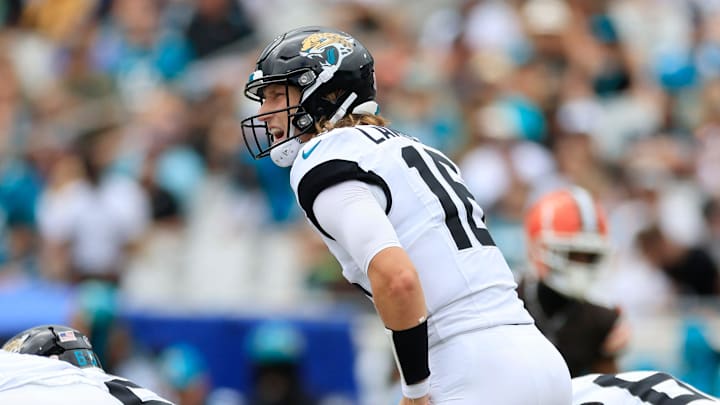 Jacksonville Jaguars quarterback Trevor Lawrence (16) calls a play during the second quarter of an NFL football matchup Sunday, Sept. 15, 2024 at EverBank Stadium in Jacksonville, Fla. The Browns defeated the Jaguars 18-13. [Corey Perrine/Florida Times-Union]