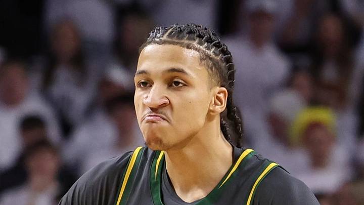 Los Angeles Lakers, Cameron Carr
