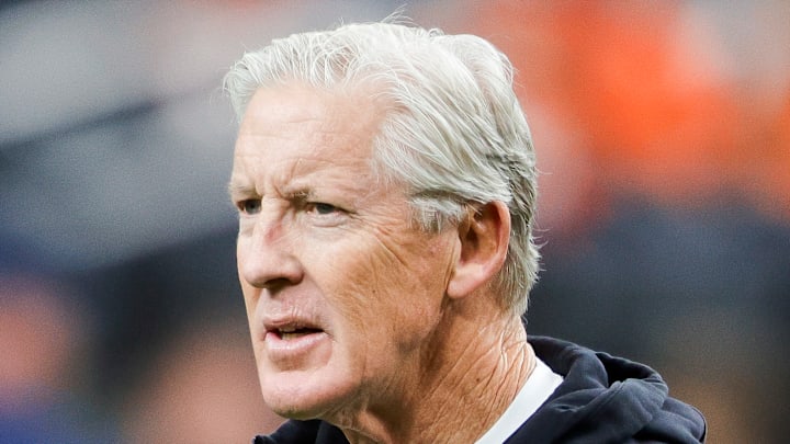 Denver Broncos v Las Vegas Raiders - NFL 2025 Denver Broncos v Las Vegas Raiders - NFL 2025