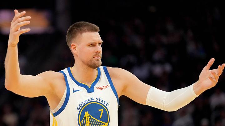 Kristaps Porzingis is expected to remain with the Warriors