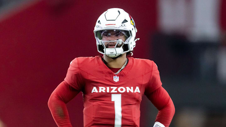 Aug 9, 2025; Glendale, Arizona, USA; Arizona Cardinals quarterback Kyler Murray (1) against the Kansas City Chiefs during a preseason NFL game at State Farm Stadium. Mandatory Credit: Mark J. Rebilas-Imagn Images Aug 9, 2025; Glendale, Arizona, USA; Arizona Cardinals quarterback Kyler Murray (1) against the Kansas City Chiefs during a preseason NFL game at State Farm Stadium. Mandatory Credit: Mark J. Rebilas-Imagn Images
