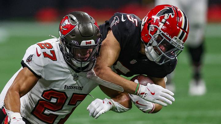 Zyon McCollum vs. Drake London will be a key matchup to watch in Week 8.