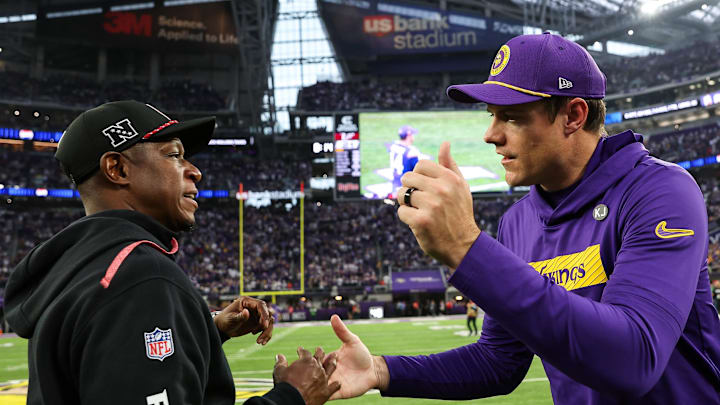 Minnesota Vikings head coach Kevin O'Connell and Atlanta Falcons head coach Raheem Morris