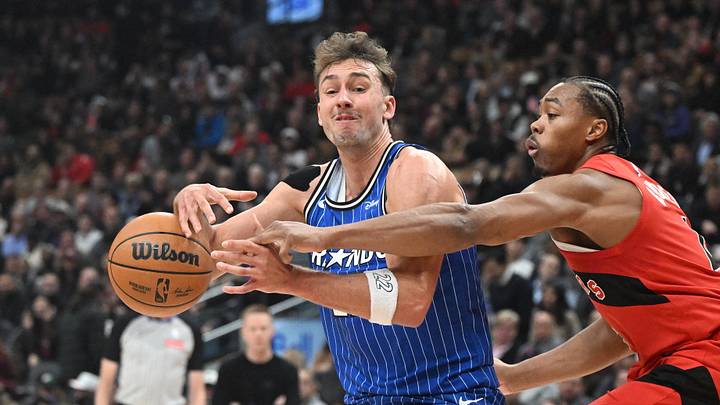 Oct 28, 2026; Toronto, Ontario, CAN; Toronto Raptors forward Scottie Barnes (4) knocks the ball out of the grasp of Orlando Magic forward Franz Wagner (22) in the first half at Scotiabank Arena. Mandatory Credit: Dan Hamilton-Imagn Images Oct 28, 2026; Toronto, Ontario, CAN; Toronto Raptors forward Scottie Barnes (4) knocks the ball out of the grasp of Orlando Magic forward Franz Wagner (22) in the first half at Scotiabank Arena. Mandatory Credit: Dan Hamilton-Imagn Images