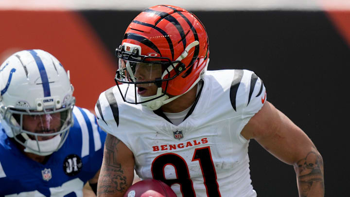 Indianapolis Colts safety Daniel Scott (32) chases afrer Cincinnati Bengals wide receiver Jermaine Burton (81) on Saturday, Aug. 23, 2025, during a game against the Cincinnati Bengals at Paycor Stadium in Cincinnati. Indianapolis Colts safety Daniel Scott (32) chases afrer Cincinnati Bengals wide receiver Jermaine Burton (81) on Saturday, Aug. 23, 2025, during a game against the Cincinnati Bengals at Paycor Stadium in Cincinnati.