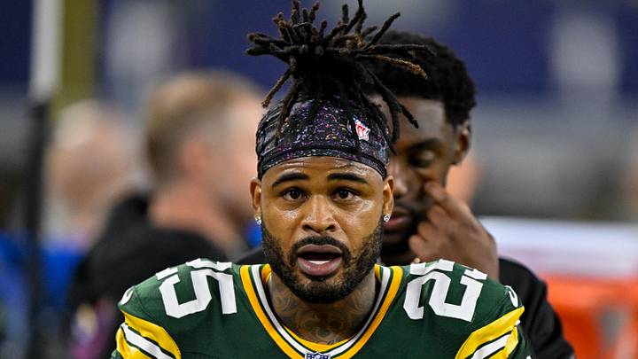 Green Bay Packers cornerback Keisean Nixon (25) looks on Green Bay Packers cornerback Keisean Nixon (25) looks on