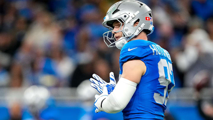 Green Bay Packers v Detroit Lions