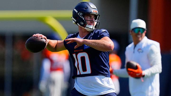 Jul 31, 2026; Englewood, CO, USA; Denver Broncos quarterback Bo Nix (10) prepares to pass the ball during training camp at Broncos Park. Jul 31, 2026; Englewood, CO, USA; Denver Broncos quarterback Bo Nix (10) prepares to pass the ball during training camp at Broncos Park.