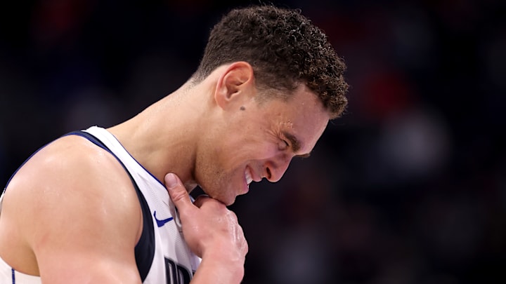 Dallas Mavericks, Dwight Powell