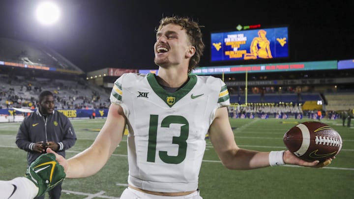 Baylor Bears quarterback Sawyer Robertson leads an experienced offense against the Auburn Tigers on Friday.