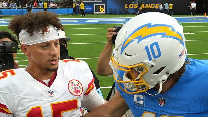 Kansas City Chiefs quarterback Patrick Mahomes (15) and Los Angeles Chargers quarterback Justin Herbert (10) 