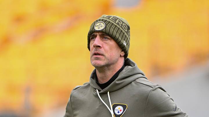 Pittsburgh Steelers quarterback Aaron Rodgers