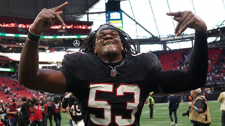 Atlanta Falcons linebacker Kendal Daniels