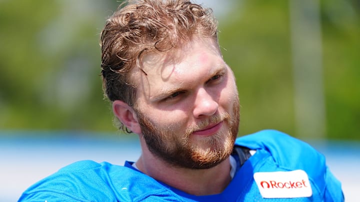 Detroit Lions Edge Aidan Hutchinson walks off the field during the joint practice with the Miami Dolphins at the Lions headquarters and training facility in Allen Park, Thursday, Aug. 14 2025