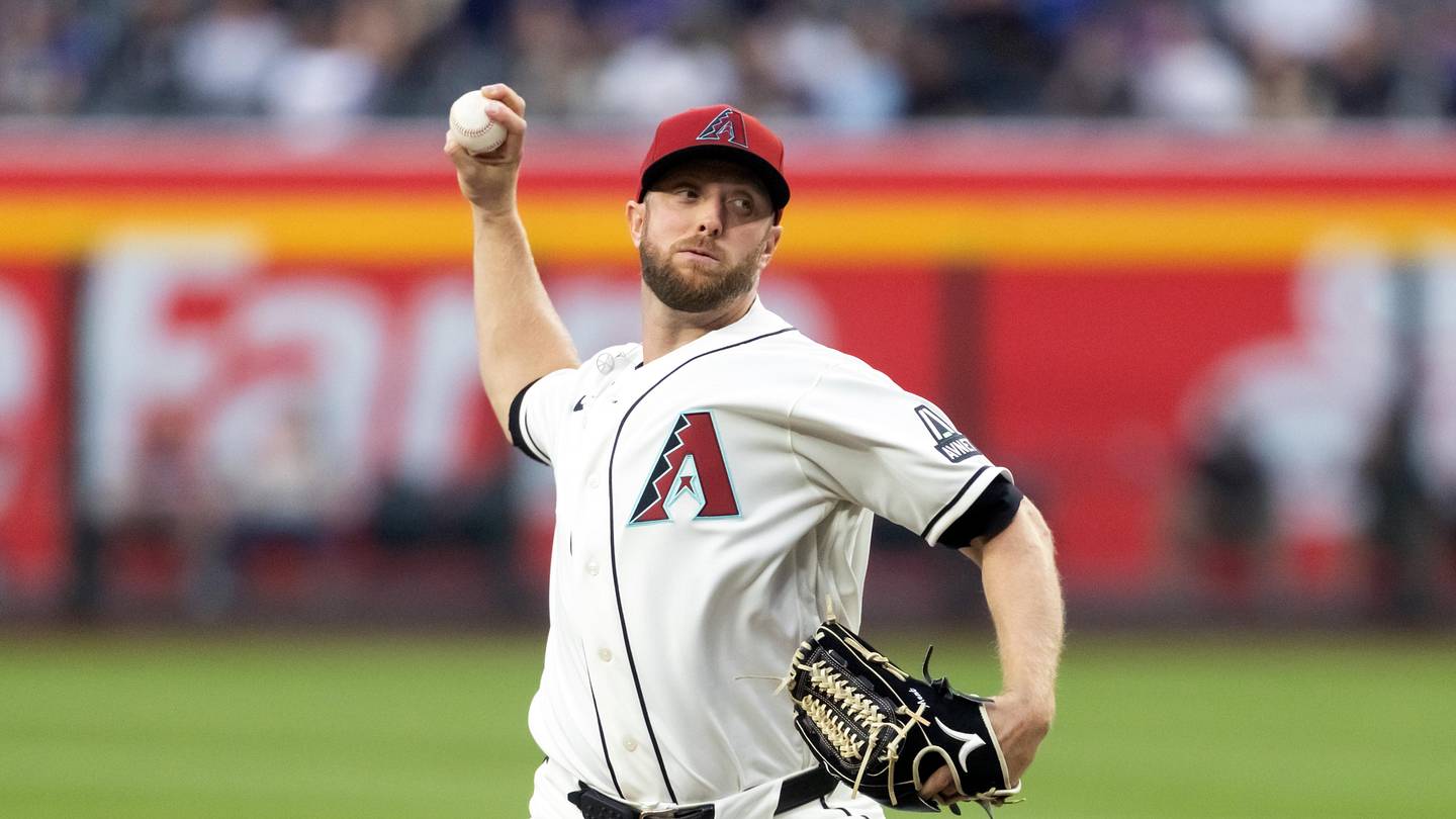 Diamondbacks In Danger of Devastating Series Sweep vs Cubs
