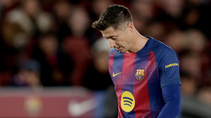 ฟลิค เปิดใจพูดถึงการเจรจาแก้วิกฤตกับเลวานดอฟสกี ขณะที่อนาคตแขวนอยู่ของดาวดังบาร์เซโลนา