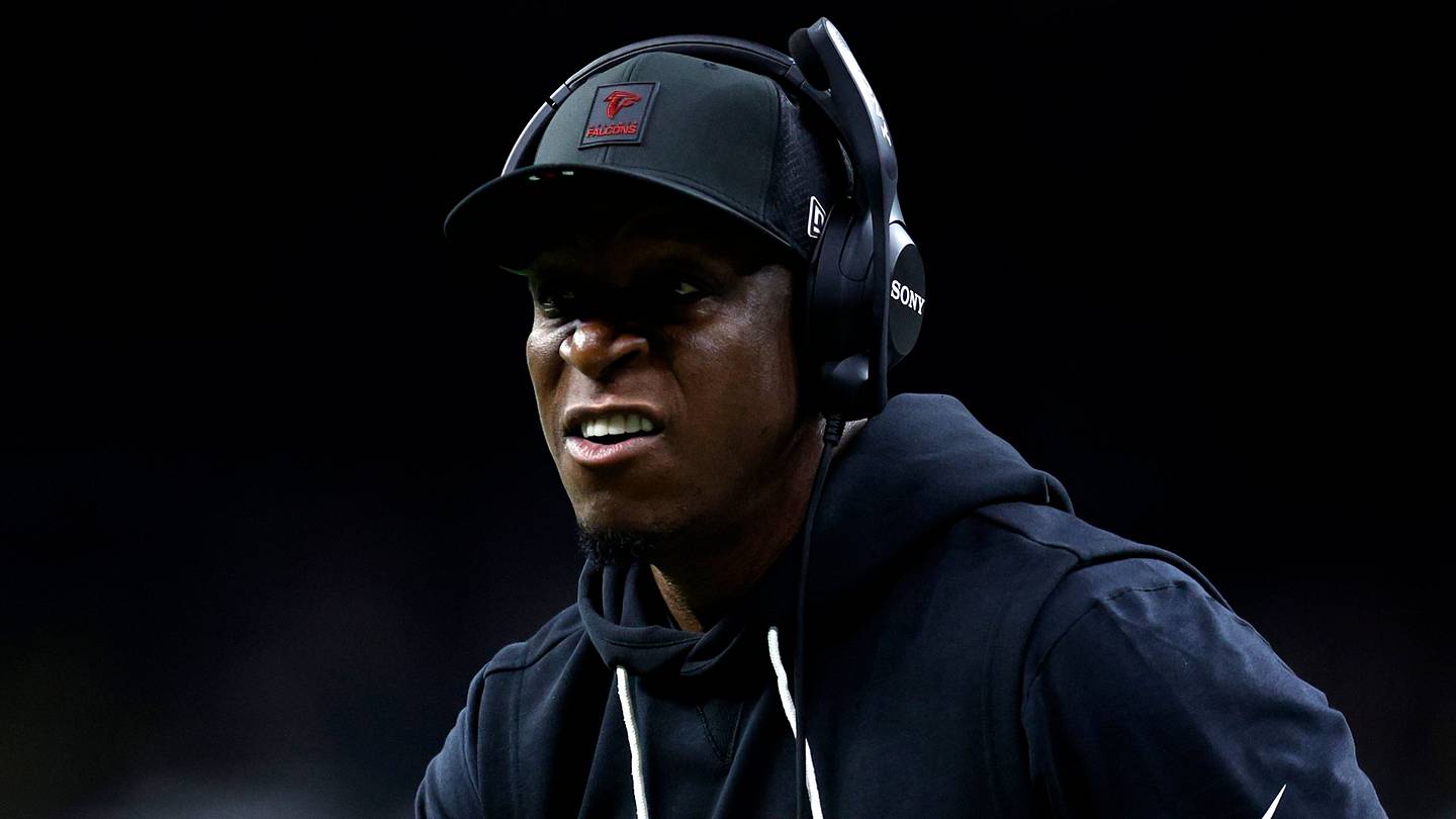 Rams Clash with Falcons in NFC Title Showdown