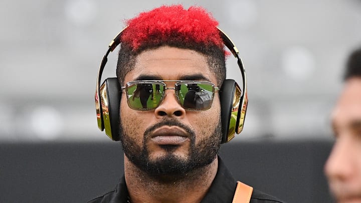 Wide receiver Jauan Jennings 