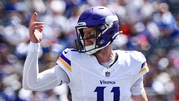 Minnesota Vikings quarterback Carson Wentz Minnesota Vikings quarterback Carson Wentz