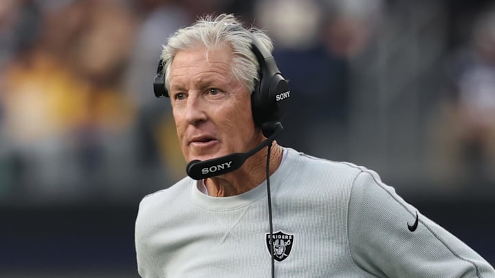 Nov 30, 2025; Inglewood, California, USA; Las Vegas Raiders head coach Pete Carroll during the first half at SoFi Stadium. Mandatory Credit: Kiyoshi Mio-Imagn Images Nov 30, 2025; Inglewood, California, USA; Las Vegas Raiders head coach Pete Carroll during the first half at SoFi Stadium. Mandatory Credit: Kiyoshi Mio-Imagn Images