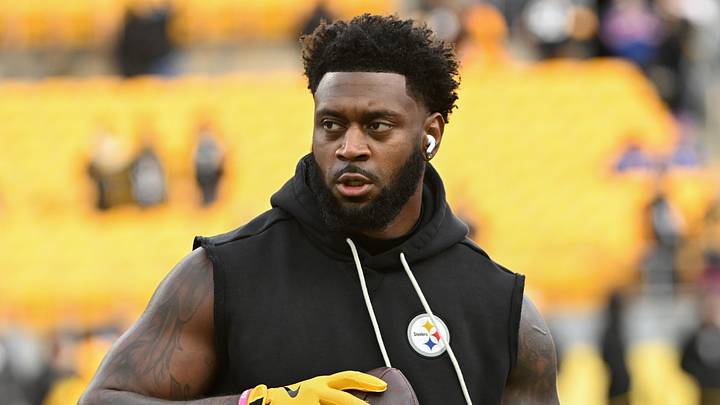 Pittsburgh Steelers linebacker Patrick Queen Pittsburgh Steelers linebacker Patrick Queen
