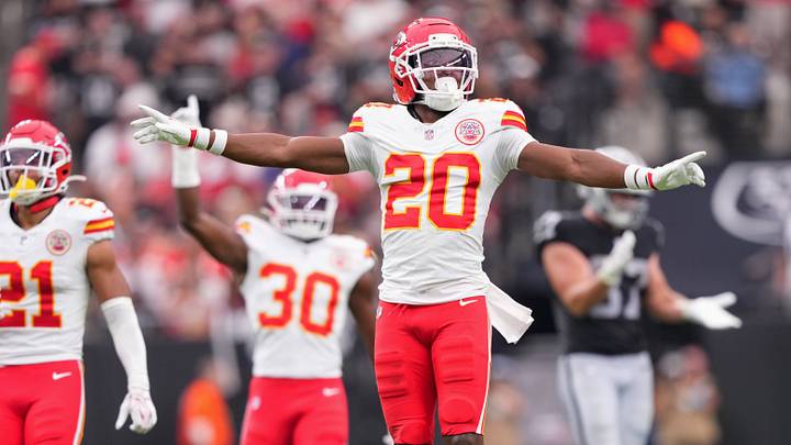 Kansas City Chiefs cornerback Nohl Williams (20) Kansas City Chiefs cornerback Nohl Williams (20)