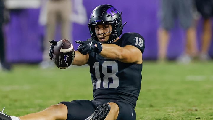 Sep 14, 2024; Fort Worth, Texas, USA; TCU Horned Frogs wide receiver Jack Bech (18) signals first down after a catch during the fourth quarter against the UCF Knights at Amon G. Carter Stadium. Mandatory Credit: Andrew Dieb-Imagn Images Sep 14, 2024; Fort Worth, Texas, USA; TCU Horned Frogs wide receiver Jack Bech (18) signals first down after a catch during the fourth quarter against the UCF Knights at Amon G. Carter Stadium. Mandatory Credit: Andrew Dieb-Imagn Images