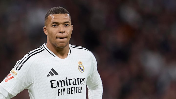 Kylian Mbappe missed several chances for Real Madrid in the El Clasico. Kylian Mbappe missed several chances for Real Madrid in the El Clasico.