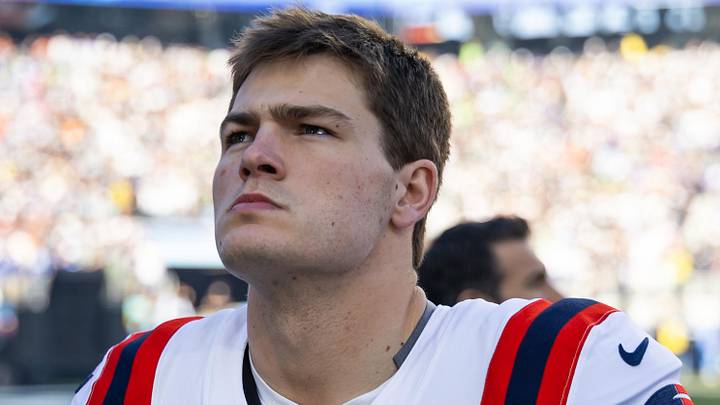 Feb 8, 2026; Santa Clara, CA, USA; New England Patriots quarterback Drake Maye (10) against the Seattle Seahawks during Super Bowl LX at Levi's Stadium. Mandatory Credit: Mark J. Rebilas-Imagn Images Feb 8, 2026; Santa Clara, CA, USA; New England Patriots quarterback Drake Maye (10) against the Seattle Seahawks during Super Bowl LX at Levi's Stadium. Mandatory Credit: Mark J. Rebilas-Imagn Images
