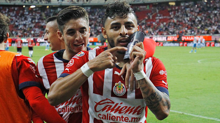 Alexis Vega se convirtió en el héroe del Rebaño Sagrado para vencer a Puebla y soñar con Liguilla directa.